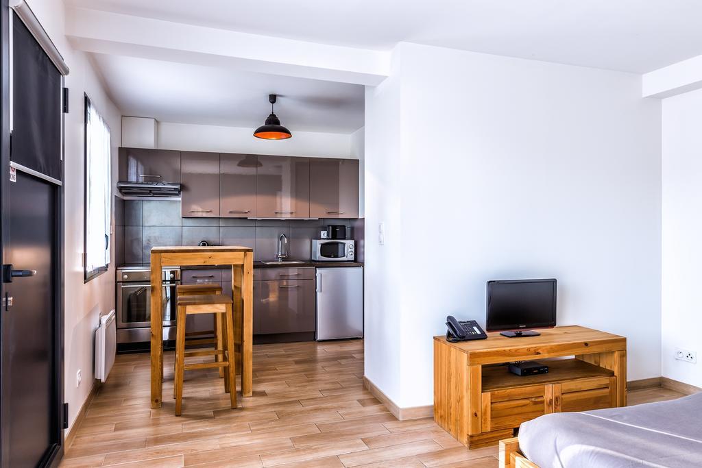Resid'Spa Loire & Sevre Reze Bagian luar foto